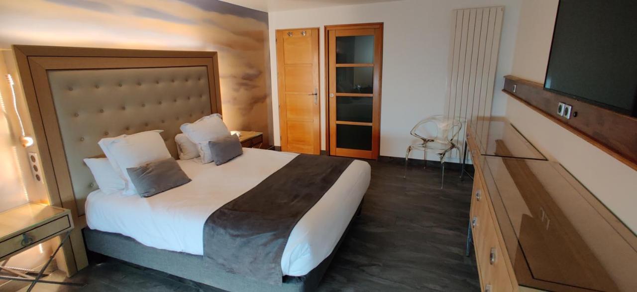 Hotel Et Spa Le Lion D'Or Pont-Évêque المظهر الخارجي الصورة