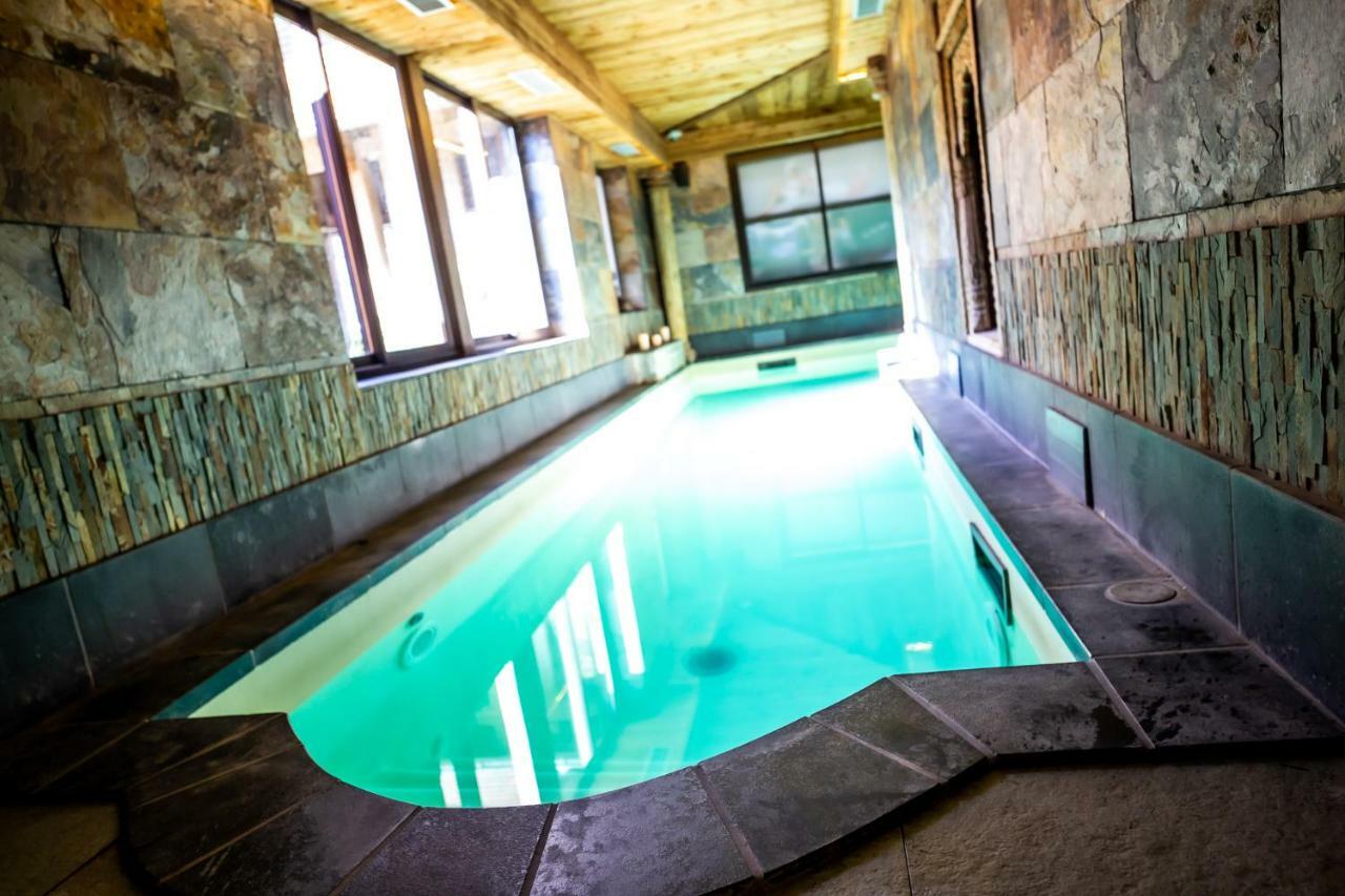 Hotel Et Spa Le Lion D'Or Pont-Évêque المظهر الخارجي الصورة